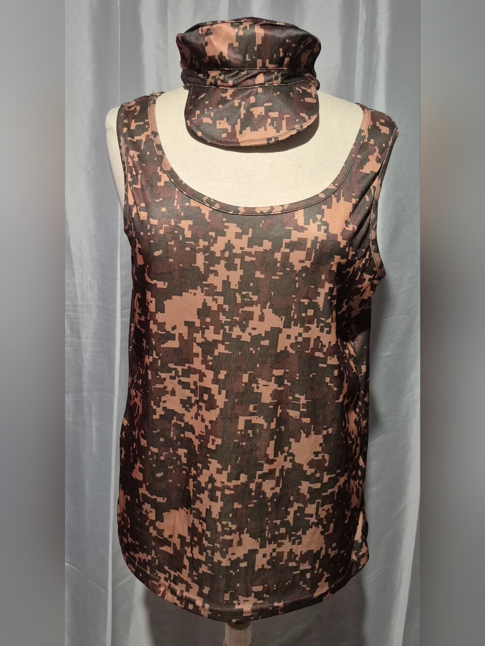 Women’s Brown & Black Camo Scoop Neck Tank Top